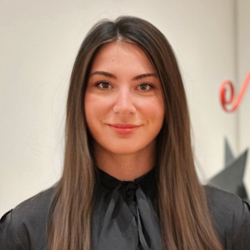 Photo of Antonia Susnjar