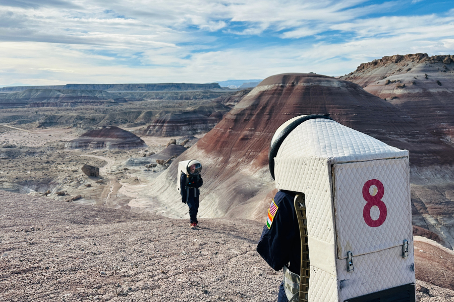 EVA ascent across ridges