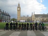 Bicycle tour through downtown London