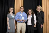 Daniel Gomez receives 2017 SURF  Best Mentor Award