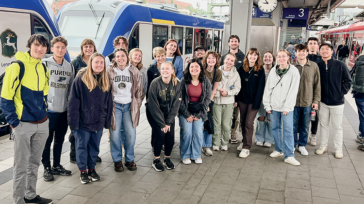 Students in the European Transportation course went on a public transportation tour through Munich, Germany.