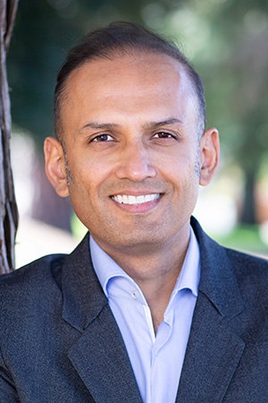 Sid Sheth headshot