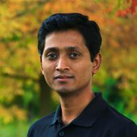 Graduate Student Mohammad Hossain