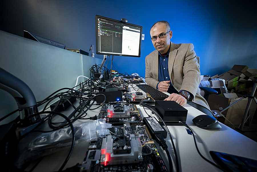 professor saurabh bagchi in lab
