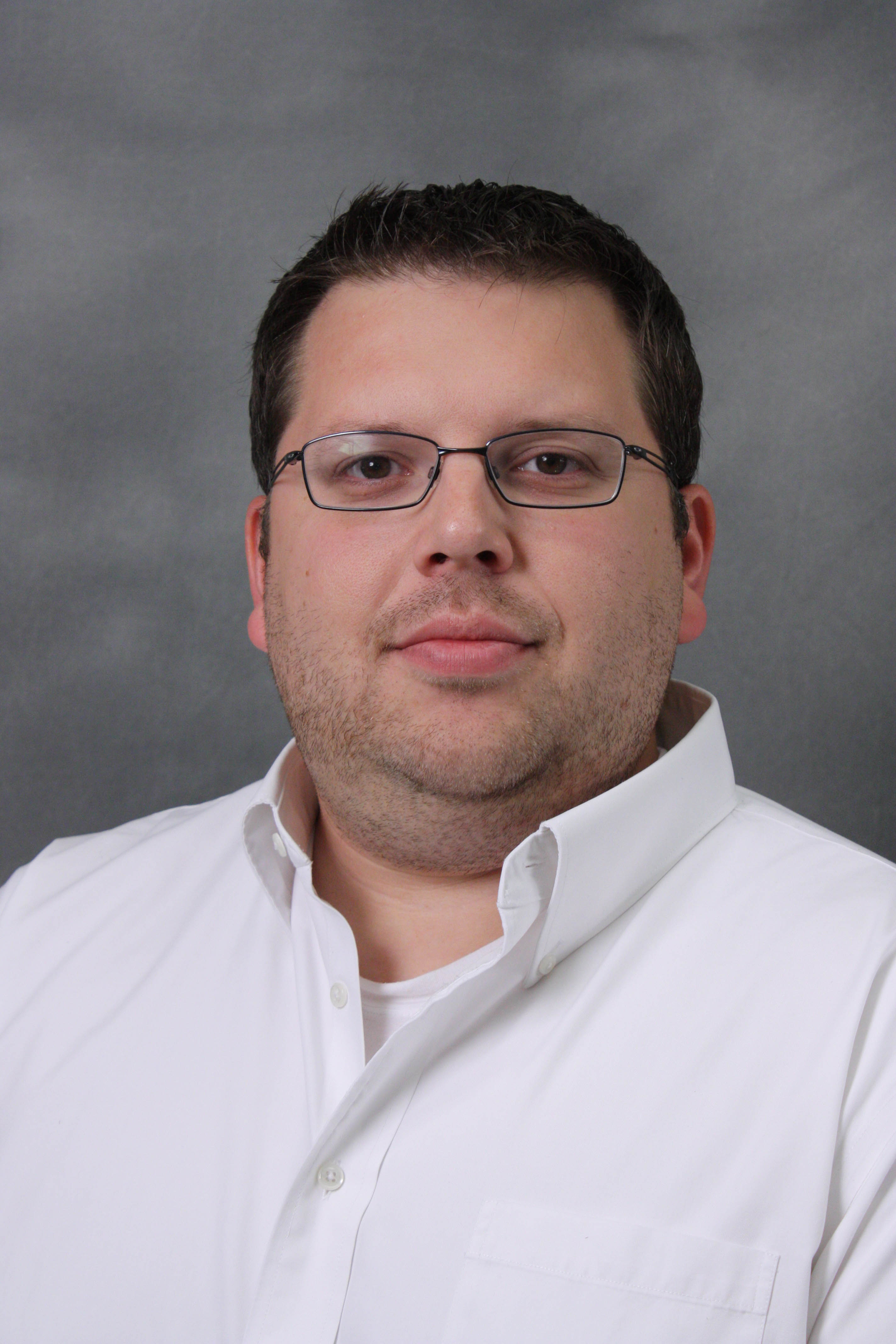 Jeffrey Rhoads headshot