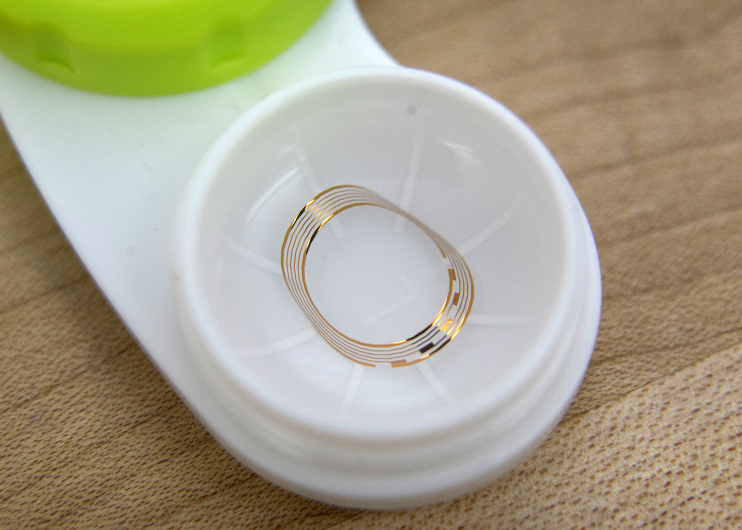 Contact Lens in case