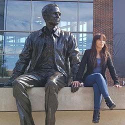 Mirian Velay-Lizancos