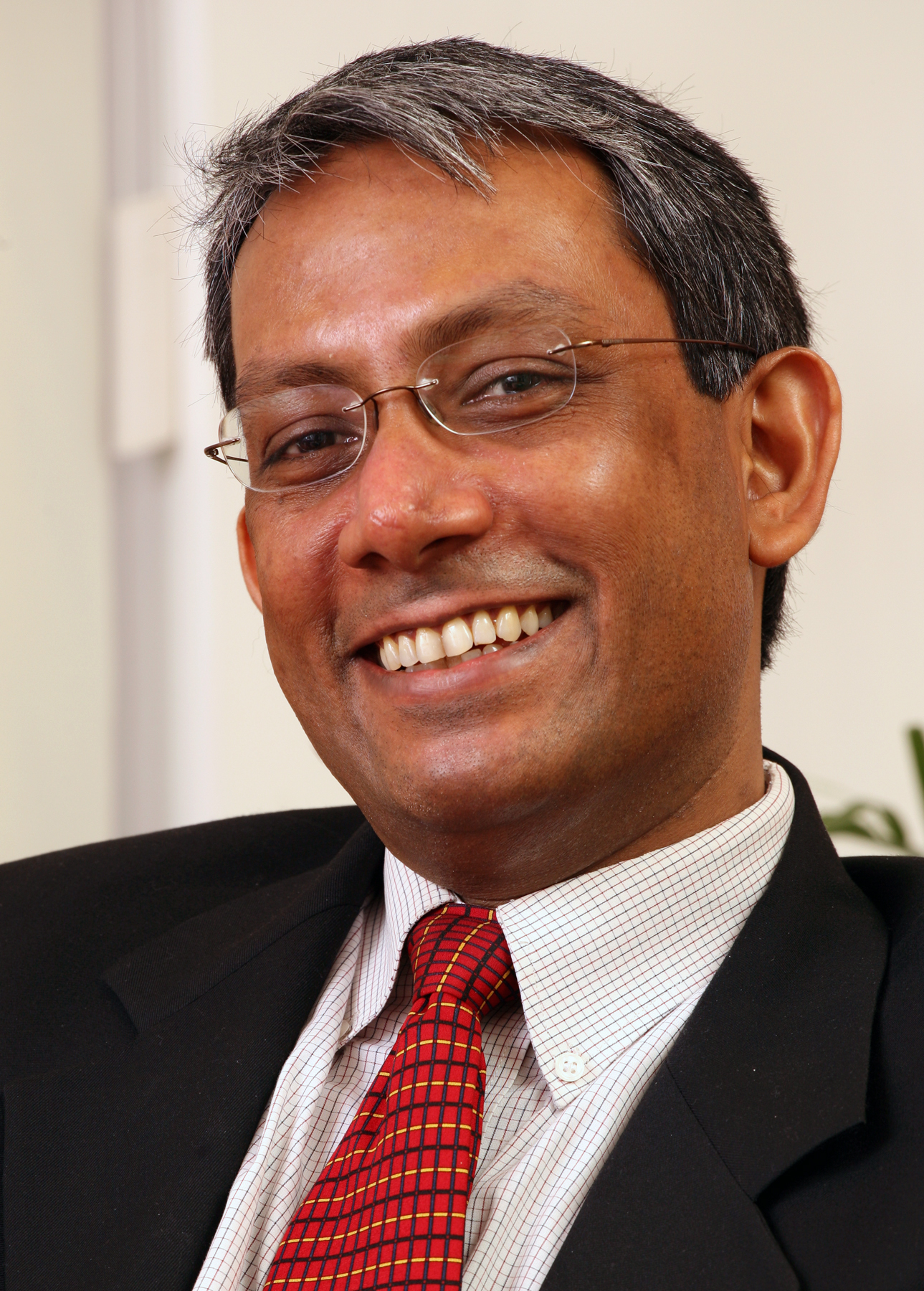 Photo of Dr. Ravi Venkatesan