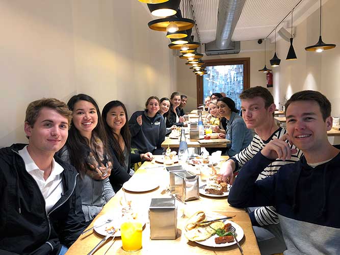 Photo of students eating tapas in Pamplona