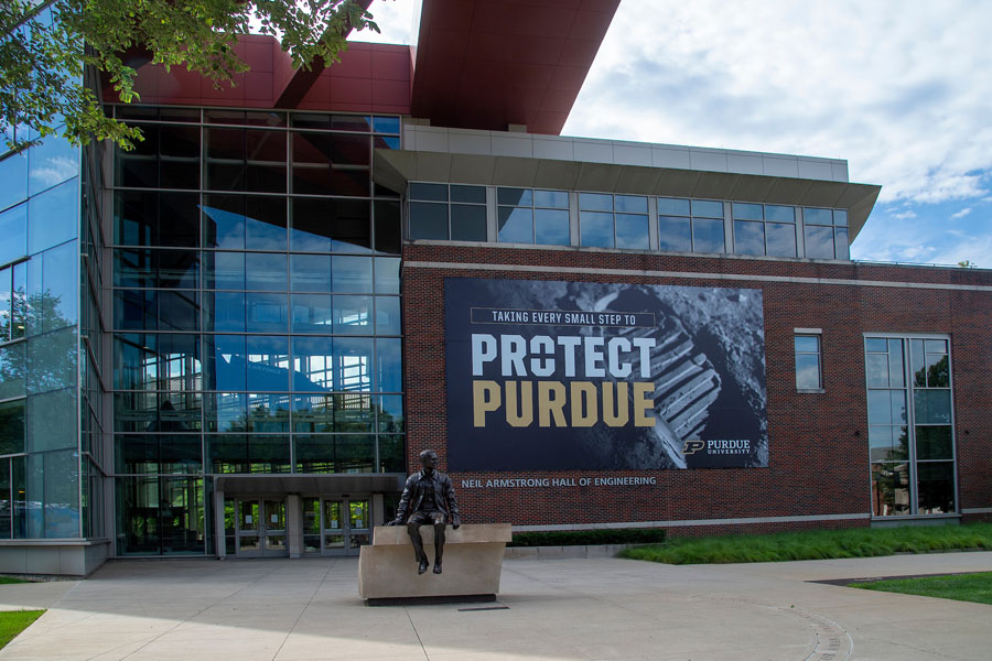 Rosemary Son receives Bravo Award for extraordinary achievements in