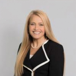 Photo of Jennifer Uhle