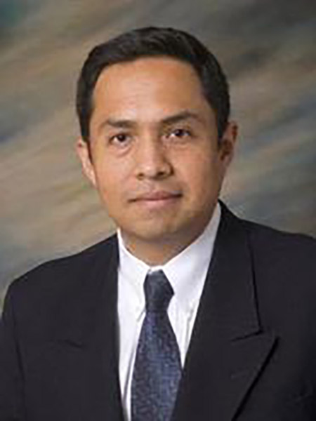 Headshot of Edwin Garcia