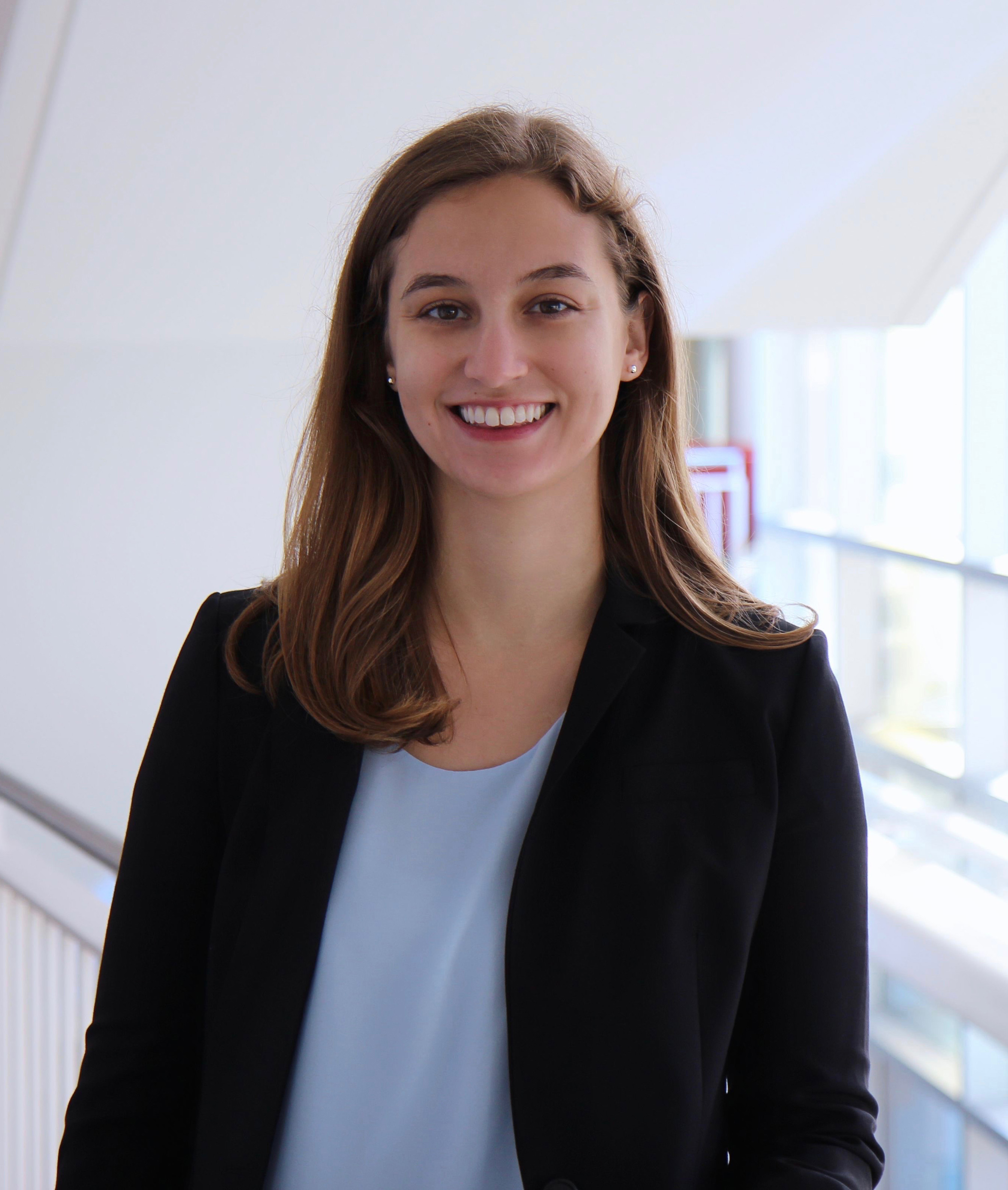 Headshot of Rebecca Ciez