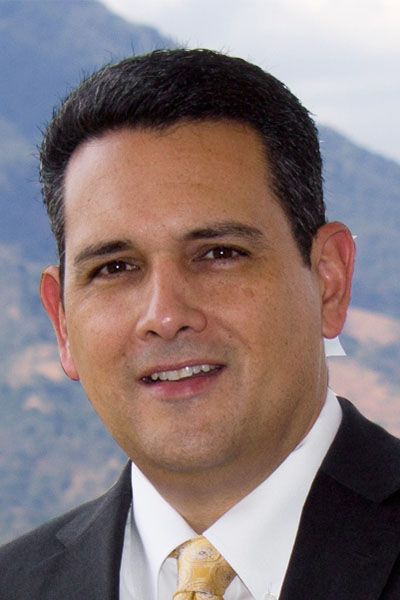 Carlos  Moreno (BSIE '94) 