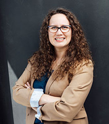Julie  Peretin 