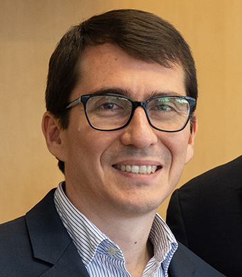 R&oacute;mulo  Salazar 