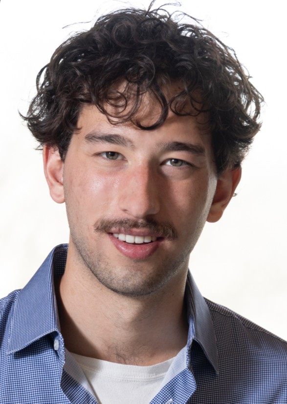 Portrait of Matthew Lenzmeier
