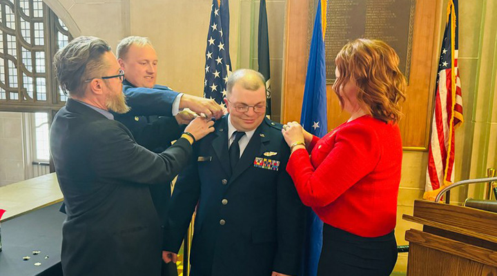 Derek Lageman receives new ranking pinning