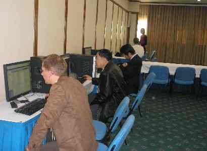  * Internet Cafe * 