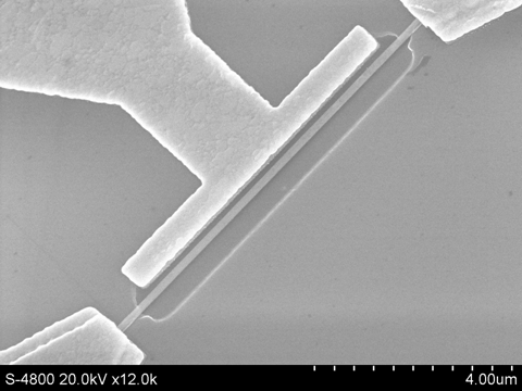 A Si nanowire resonator fabricated with top-down approach